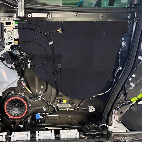 VEVOR Dämmmatte Auto 3,3m² Antidröhnmatte 399,8x8399,8mm Fahrzeugdämmung 197mil (5mm) Stärke zweischichtiger Verbundwerkstoff Schallschutzmatte Lärmschutz Akustikdämmung Geräuschdämmung 1xRolle